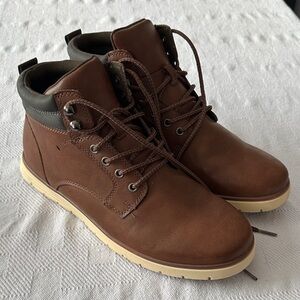 Goodfellow & Co Brown Lace-Up Chukka Boots with Cream Sole